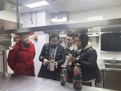 并扣问超市食物平安办理临近保质期食物